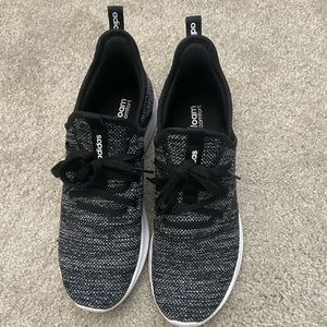 Adidas cloud foam shoe